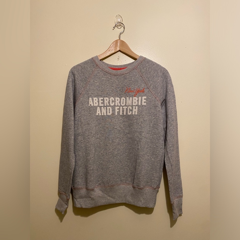 Abercrombie & Fitch Heather Gray Crewneck Sweatshirt. Size Xs